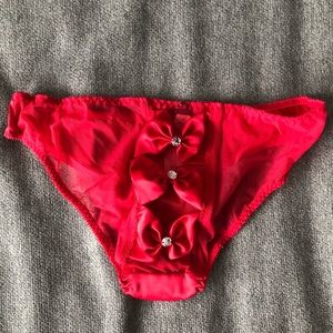 Red bows and gems Victoria Secret Panties! NWT 🥳👍🏻🎉♥️